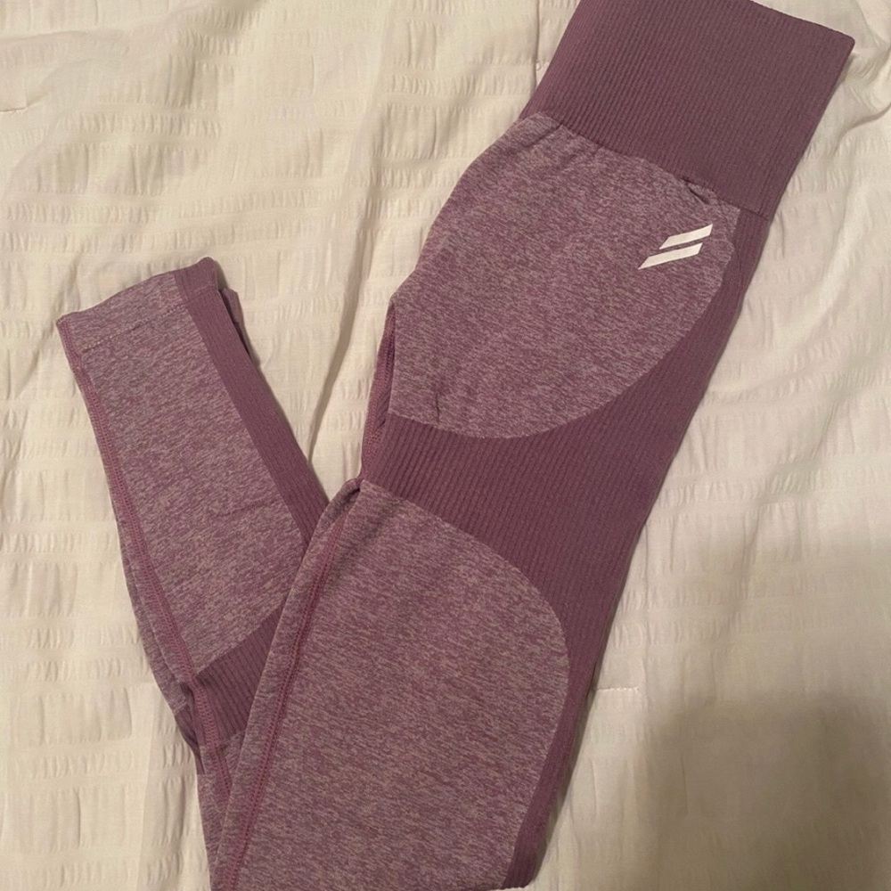 Doyoueven purple leggings